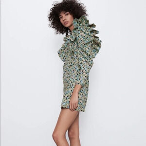 Zara Poplin Green Daisy Puff  Sleeve Ruffle size XS